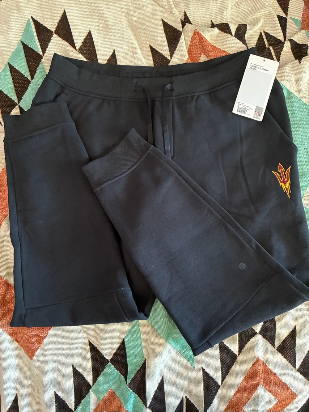 Lululemon Black Fit Fleece Joggers, ASU sweatpants, new with tags, classic fit